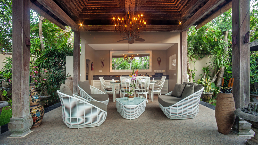 Avalon II - Living area